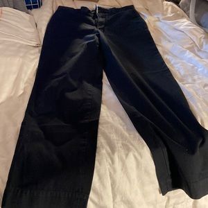 Men’s Black Banana Republic 32x32 chinos. High quality, good condition.